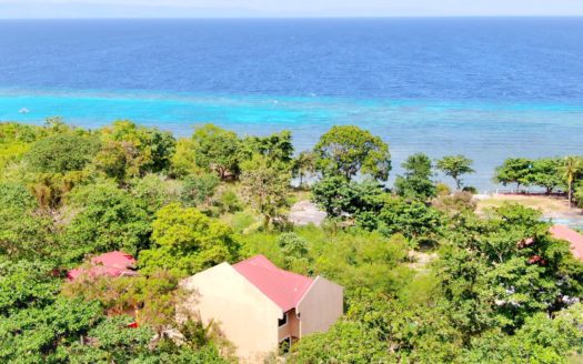 4BR House and Lot for Sale Walking Distance to the Beach in Dauis, Bohol