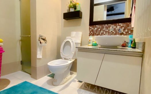 Ocean View Furnished Condo for Sale With Free 1-slot Parking
